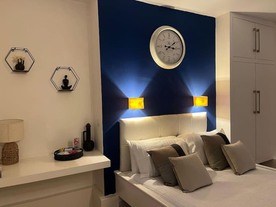 Modern Studio In Barbican Ec1 - Blue - F4 ลอนดอน ภายนอก รูปภาพ